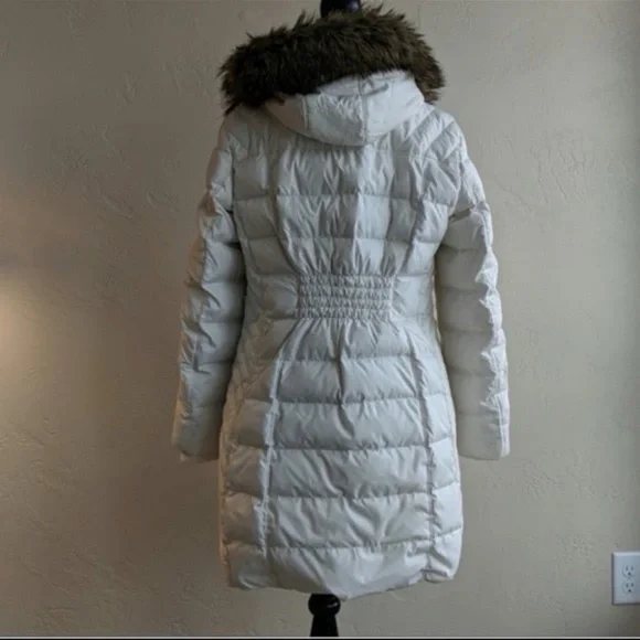 Gorgeous Michael Kors Jacket.
Size L - Picture 2 of 5